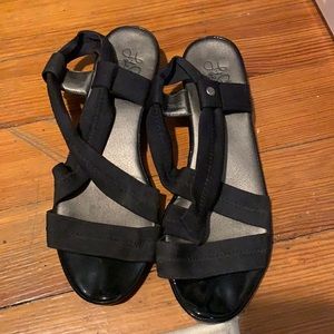 Black strap sandals
